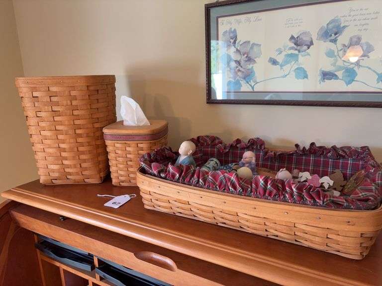 3 Longaberger baskets, figurines image