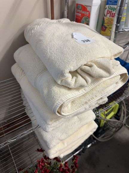 Lot of towels image