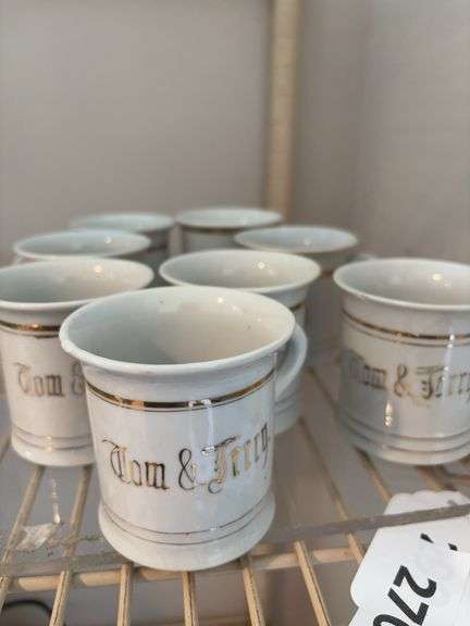 8 Tom & Jerry mugs image