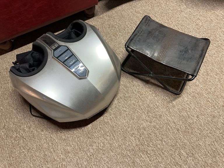 Foot massager, footstool image