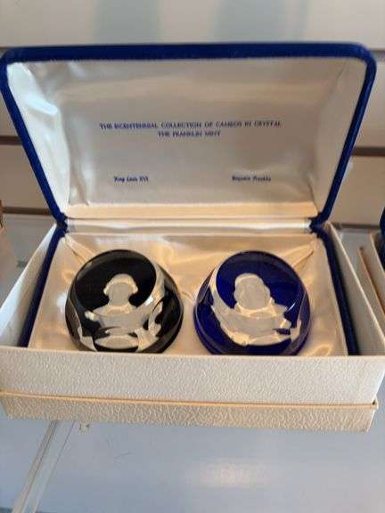 Bacarat Franklin Mint Cameo image