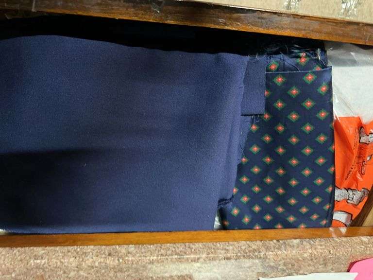 Contents of 3 drawers image