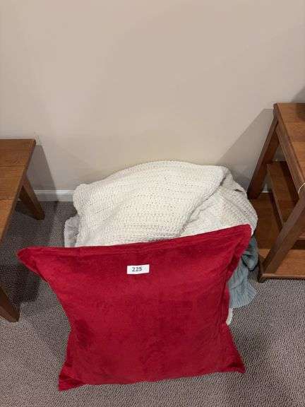 Throws, large pillow image