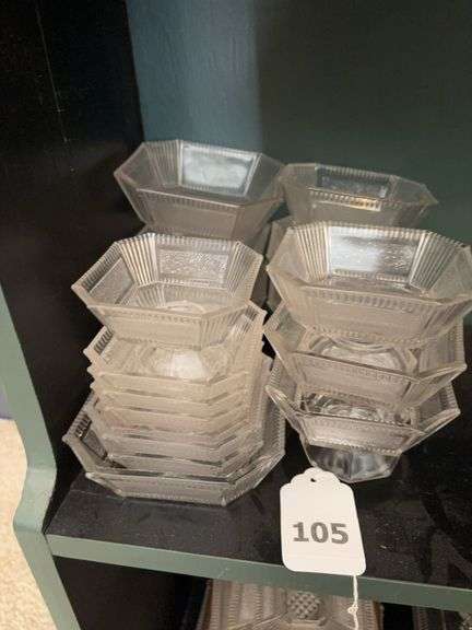 Pleat & panel dishes image