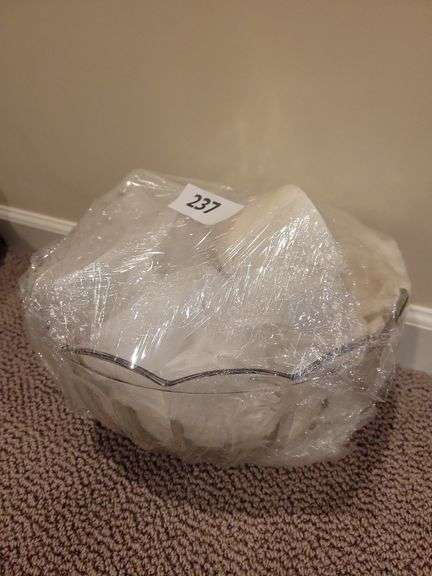 Punch Bowl/Cups image