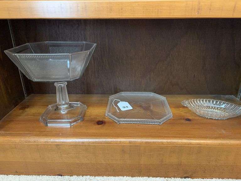 Pleat & panel pedestal dish, pleat & panel cake plate image