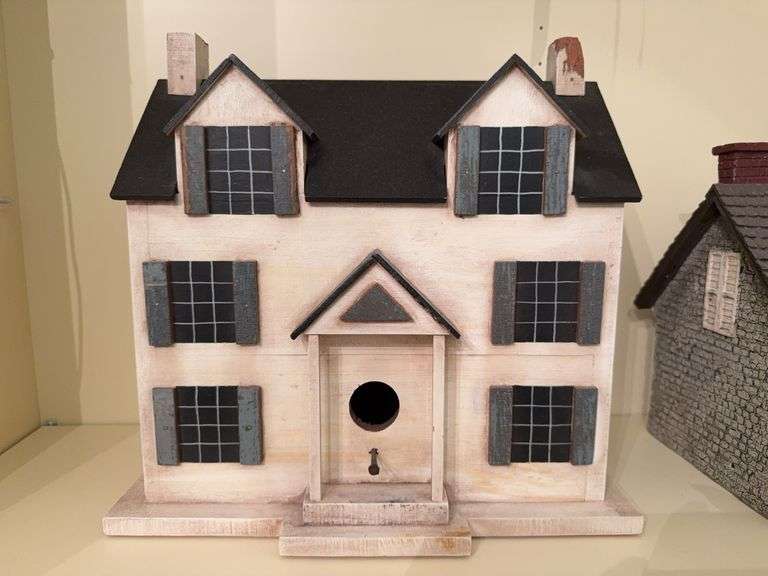 White wood birdhouse 13.5" x 13" x 7.5" & gray plastic birdhouse 12" x 10" x 7" image