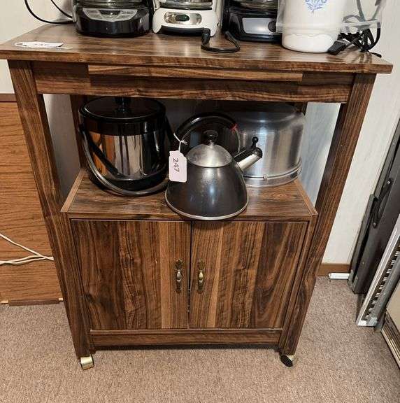 Rolling cart (does not include contents) image