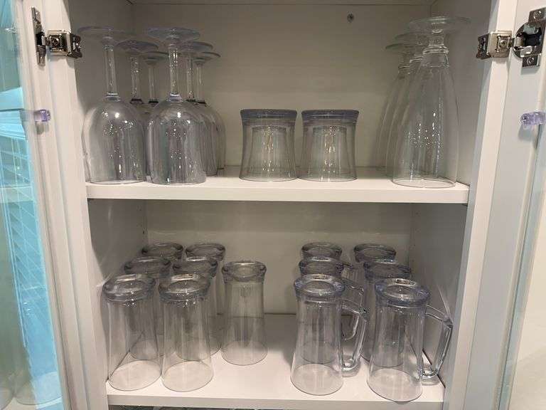 Williams Sonoma non sweat acrylic glasses, 3 glass tall glasses image