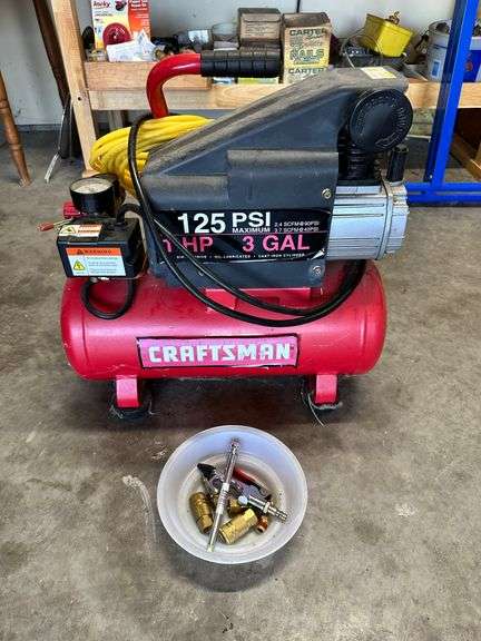 Craftsman 125 psi, 3 gallon compressor image