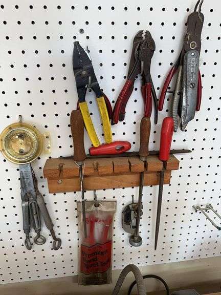 Misc files, pliers, hand rivetor image