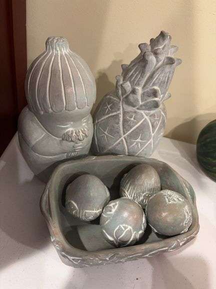 Isabel Bloom pieces image