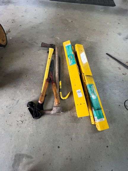 Hand Tools & Sawhorses image