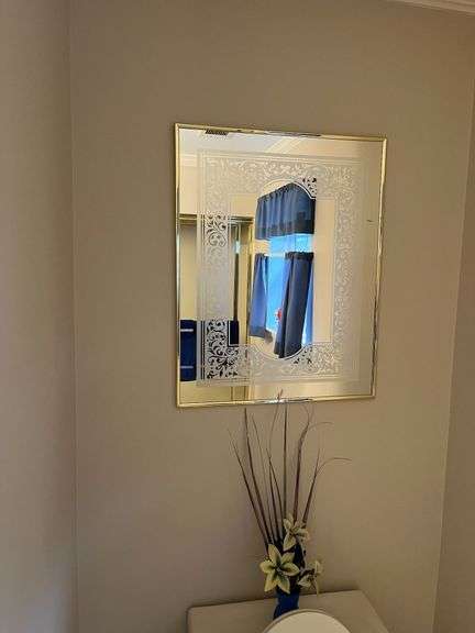 Contents of Upstairs Hall Bathroom - Mirror over toilet, Laundry Hamper, Towels image
