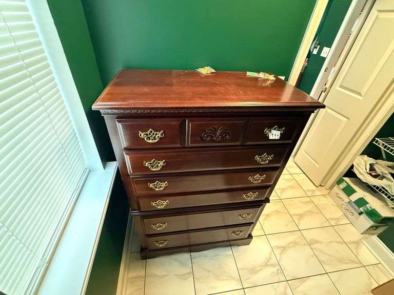 Chest of Drawers & Contents - 34" x 58" image