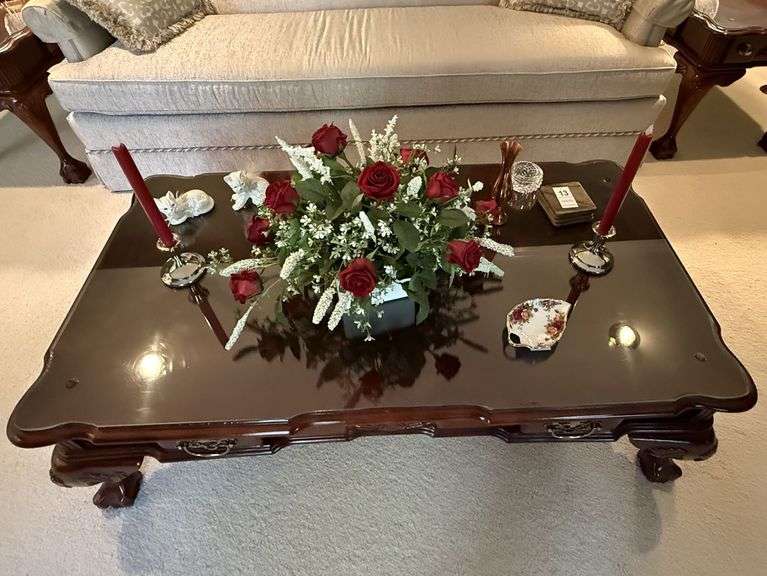 Misc. Accessory Pieces on Coffee Table image