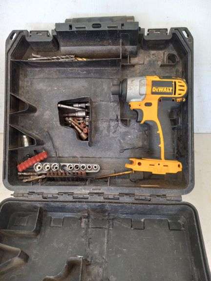 DeWalt 1/4" Impact - No Battery, No Charger image
