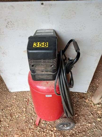 Craftsman Air Compressor w/Hose, 120V/240V Capable, 5 hp, 22 Gallon image