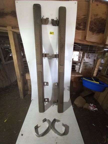 Gladiator Side Step Rails 2020 image