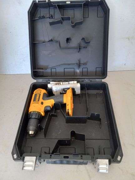 DeWalt 18V 1/2" Drill - No Battery, No Charger image