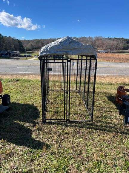 4' x 8' Dog Kennel w/Top image