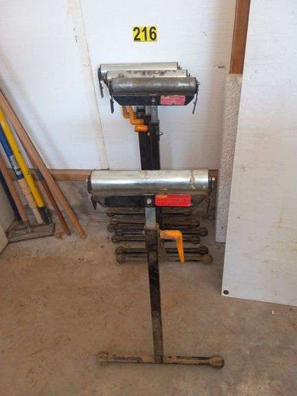 Adjustable Roller Stands 4 Pieces image