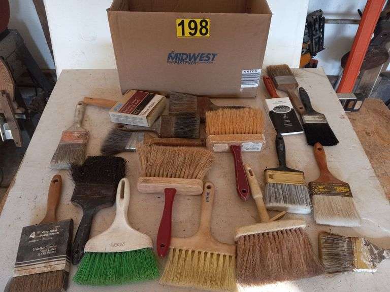 Paint Brushes - New and Used image