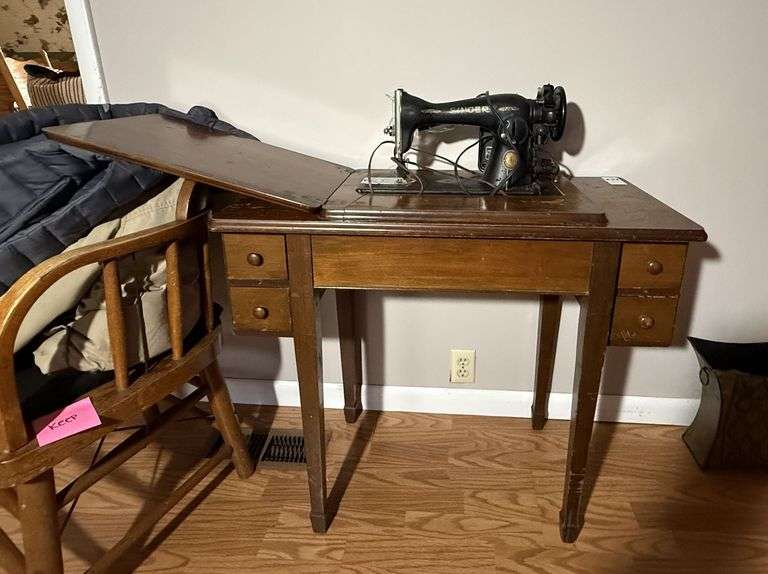 Singer Sewing Machine image