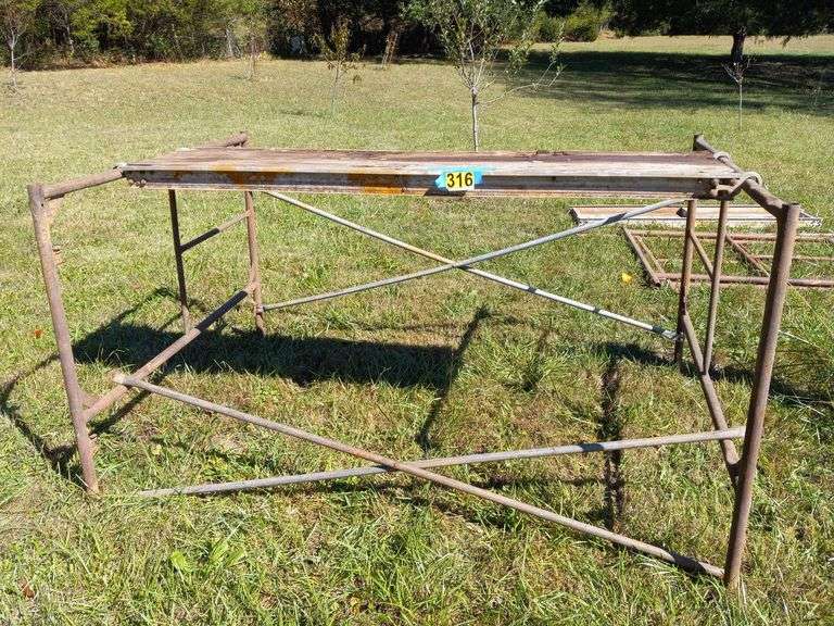 Scaffolding 4' - 2 Sets image