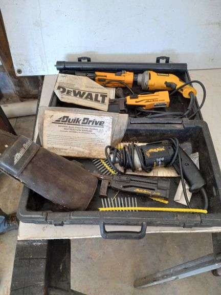 Quik Drive & DeWalt Auto-Feed Screw Systems image