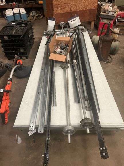 Garage Doors 8' x 9' - Electric, 2 Car Remotes, 2 In House Controls, Mounting Hardware image