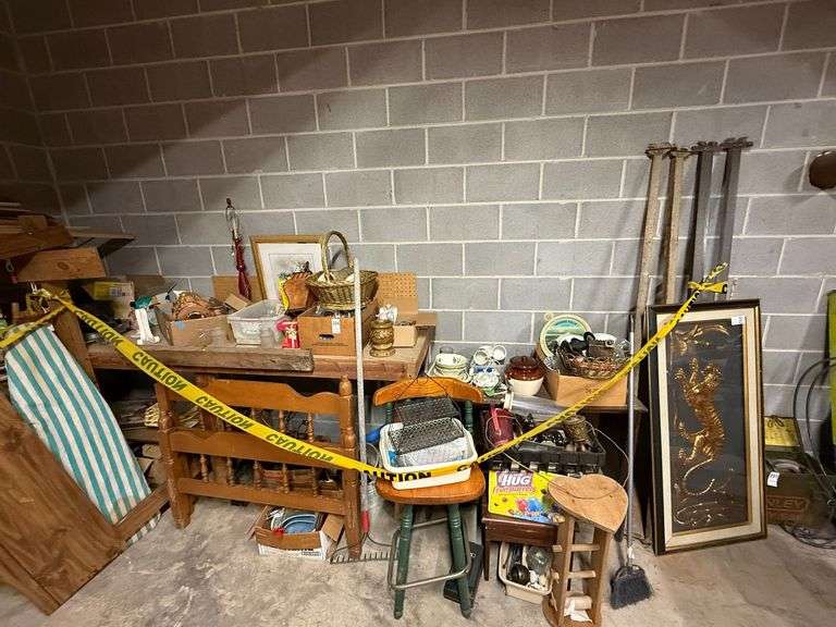 Contents of Bench from Corner to Bed Rails - Top & Bottom image