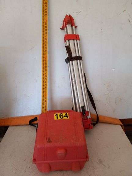 David White Survey LT8-300 Level Transit w/ Tripod and Telescopic Measuring Stick image