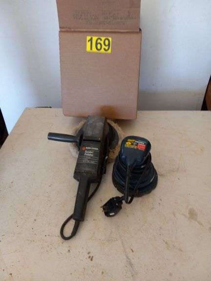 Black & Decker Sander/Polisher and MVP 6" Polisher image