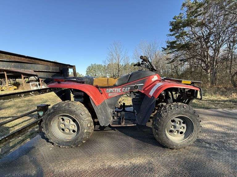 Arctic Cat 250 4 Wheeler image