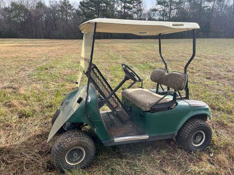 EZ-GO Golf Cart - Needs Work image