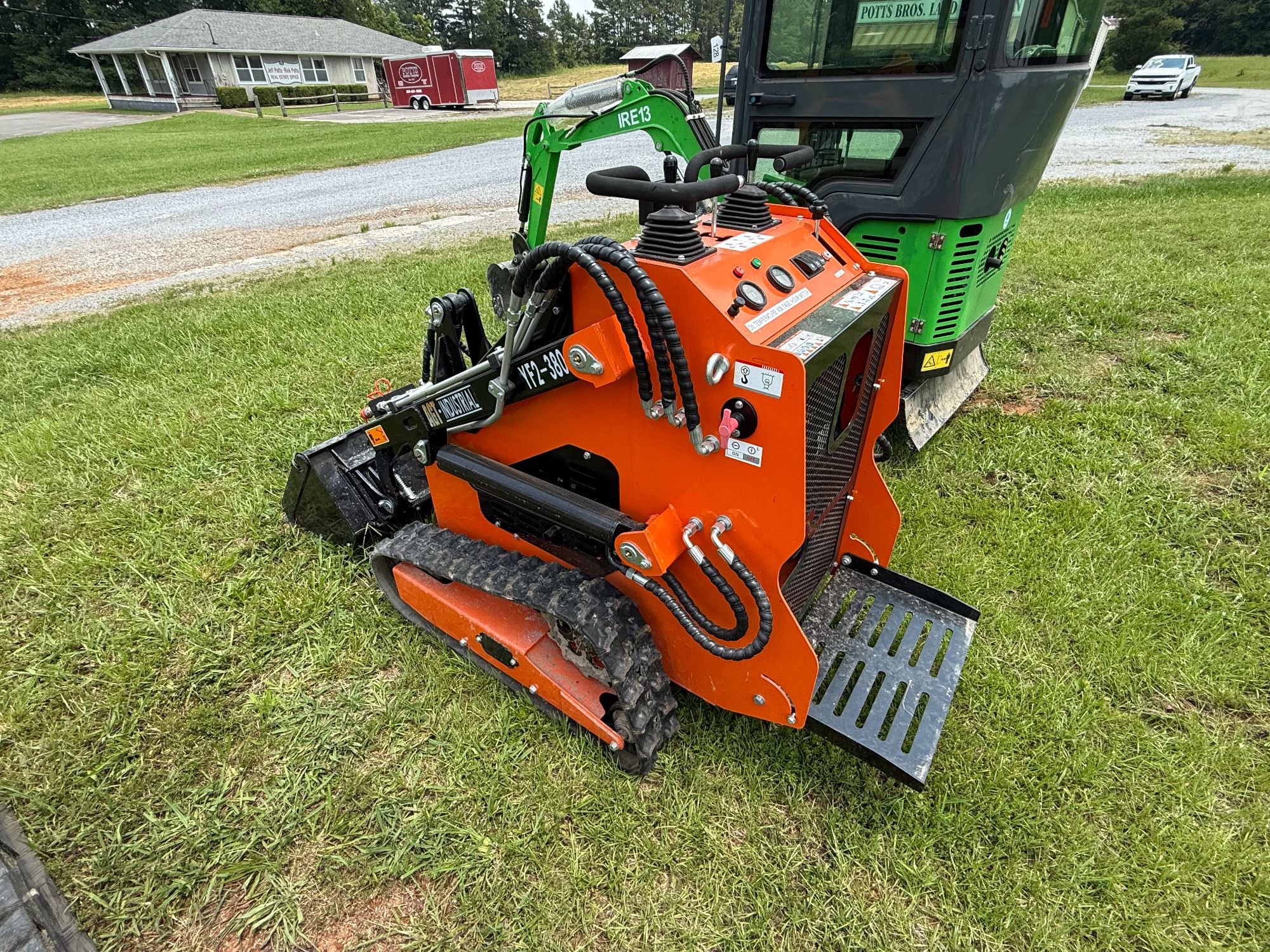 Lot image 1