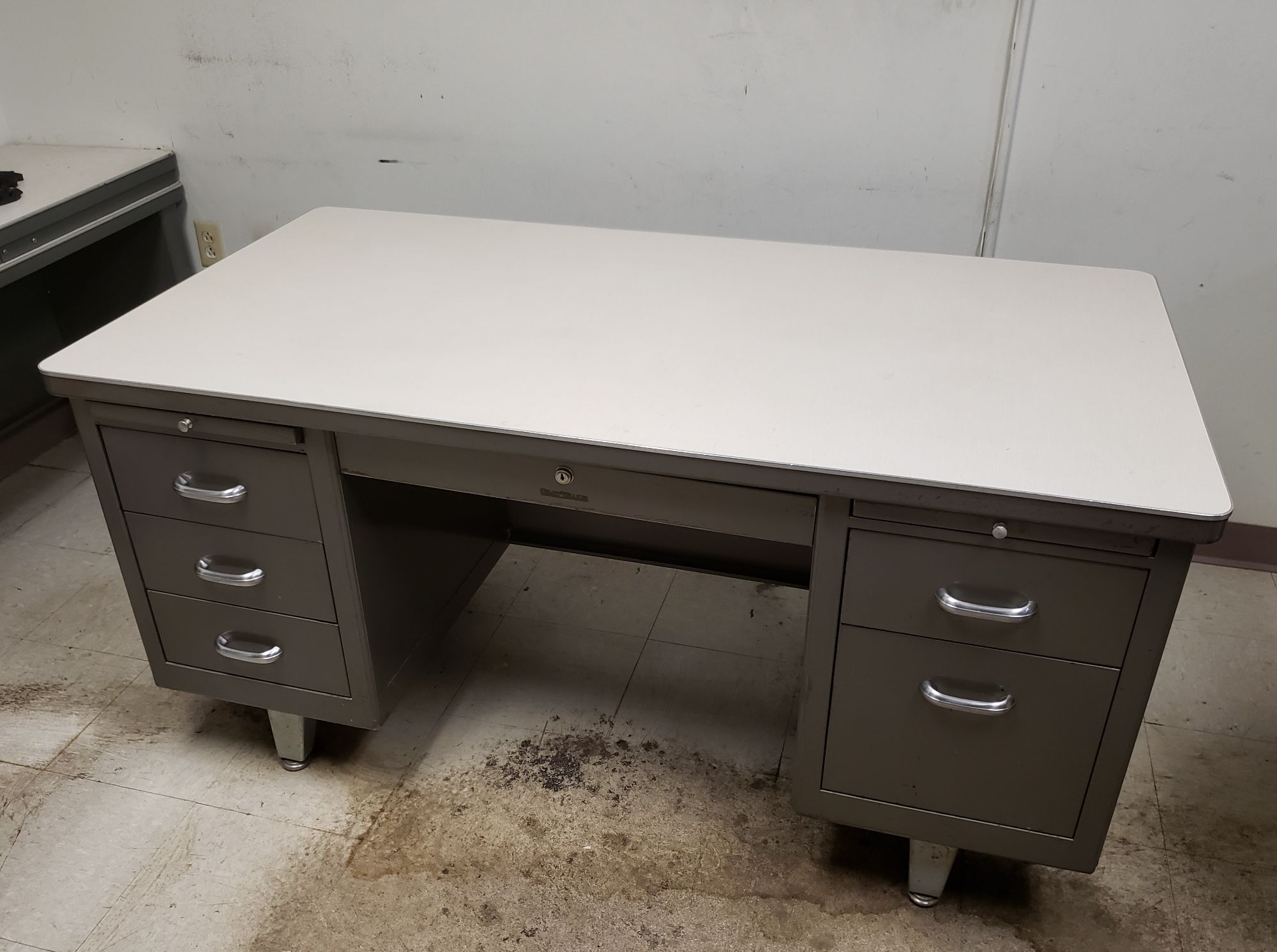 Lot image 1