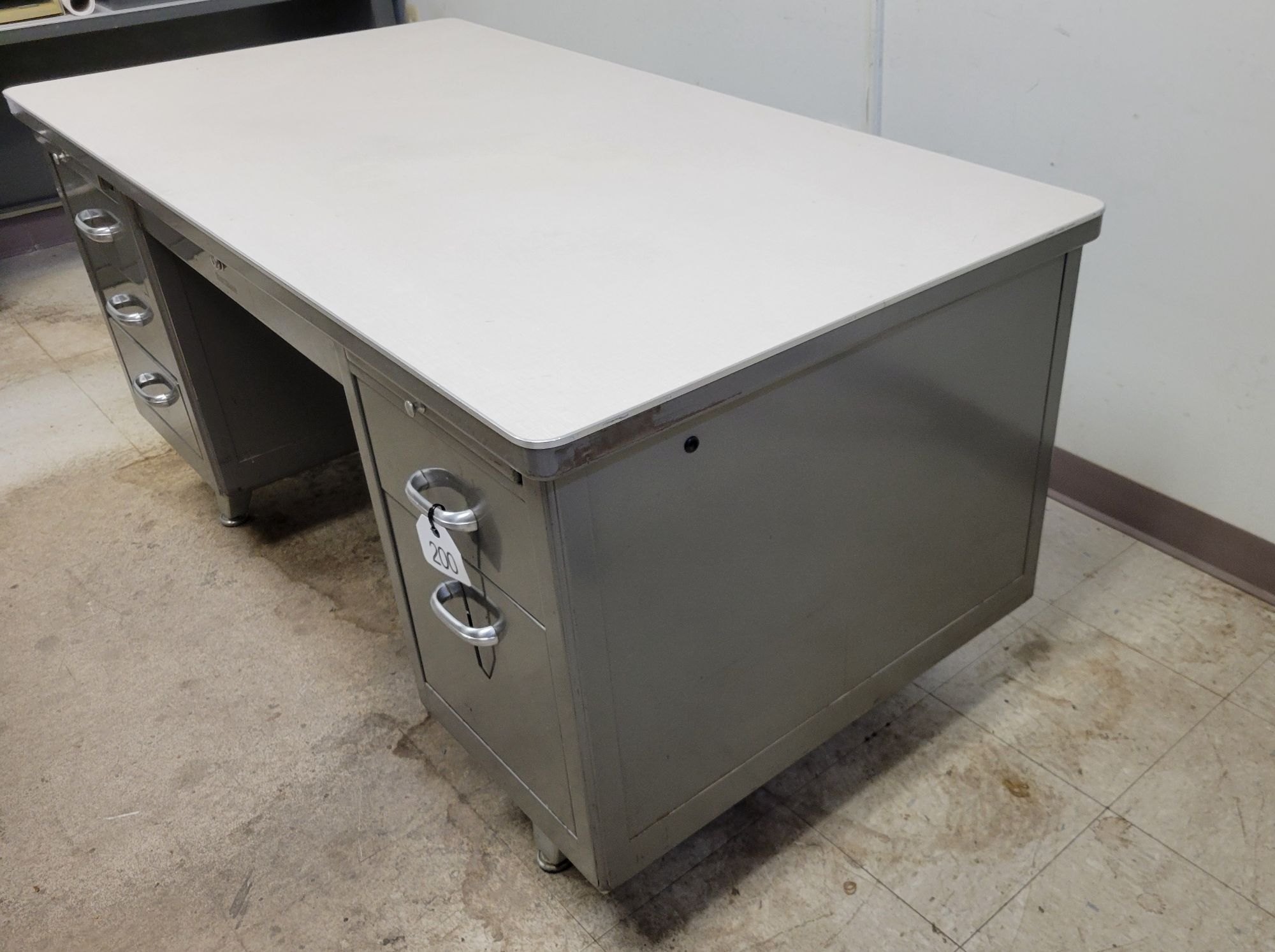 Lot image 4