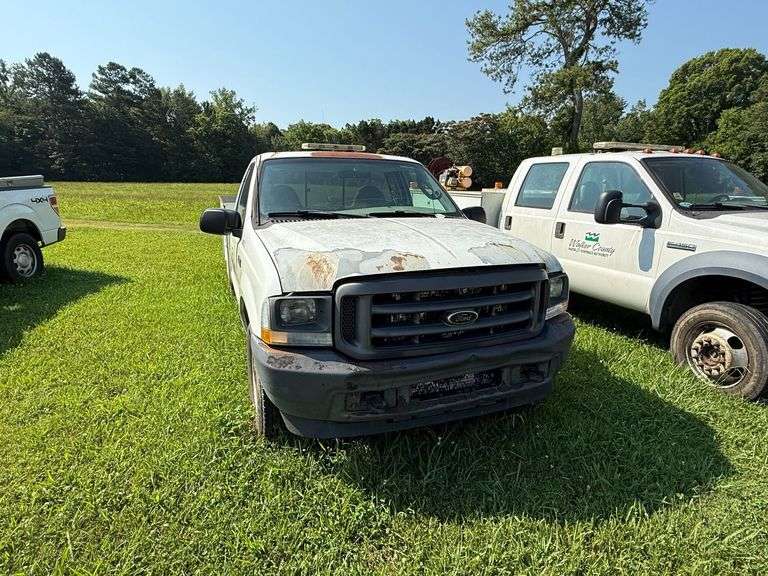 2003 Ford F-250 Utility Bed - Driven to sale site - Walker Co Water & Sewerage Surplus