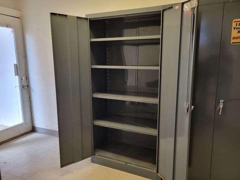 Industrial Utility Cabinet w/Shelves - 36" W x 18" D x 72" H - Door handle works but needs repair