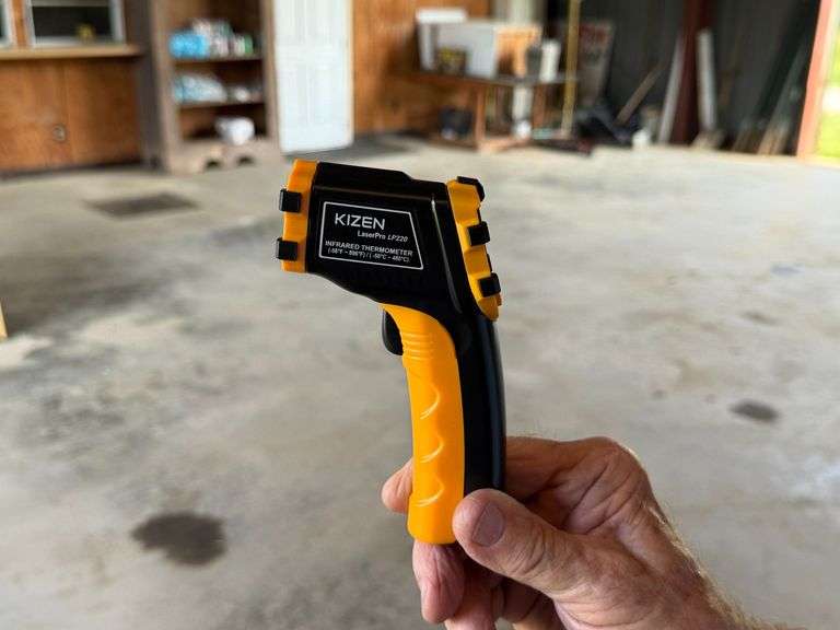 Laser Pro LP 220 Infrared Thermometer - Never Used