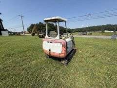 Takeuchi Mini Excavator TB25 - Runs & operates - Walker Co Water & Sewerage Surplus