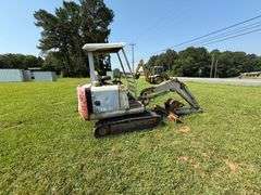 Takeuchi Mini Excavator TB25 - Runs & operates - Walker Co Water & Sewerage Surplus