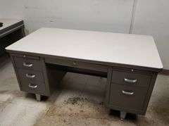 Vintage Shaw Walker Metal Tanker Desk - 59 1/2" W x 29 1/2" D x 31 1/2" H - Good condition