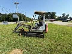 Takeuchi Mini Excavator TB25 - Runs & operates - Walker Co Water & Sewerage Surplus