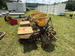 2 Row Planter - 3 Pt Hitch