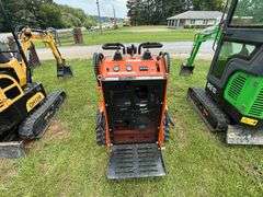 AGT Industrial YF2-380 Mini Skid Steer - gas, 15 hp