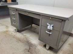 Vintage Shaw Walker Metal Tanker Desk - 59 1/2" W x 29 1/2" D x 31 1/2" H - Good condition