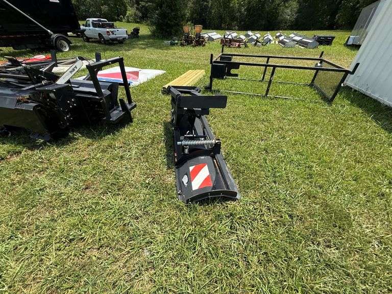 Skid Steer Dozer Blade Attachment 7'